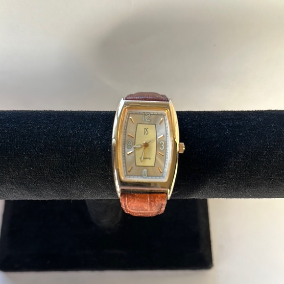 Men’s Paul Sebastian PS Gold-Tone Watch with Brown Leather Strap - Picture 2 of 2